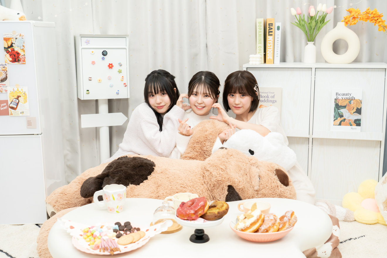 �t��������E�ɋ��肦�E�k�Ǎ�̃p�W���}�i�C�g moca