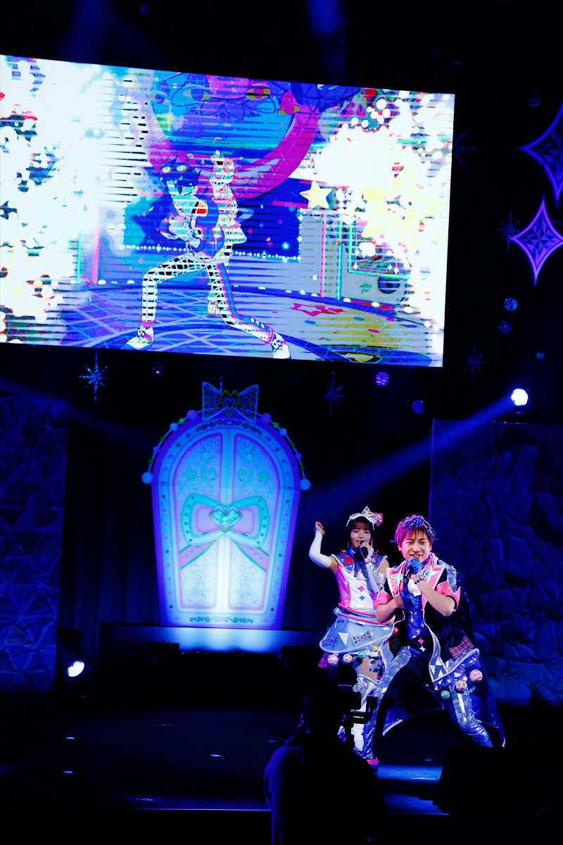 �Ђ݂̃A�C�v�� �L���b�ƃv�����`���� moca