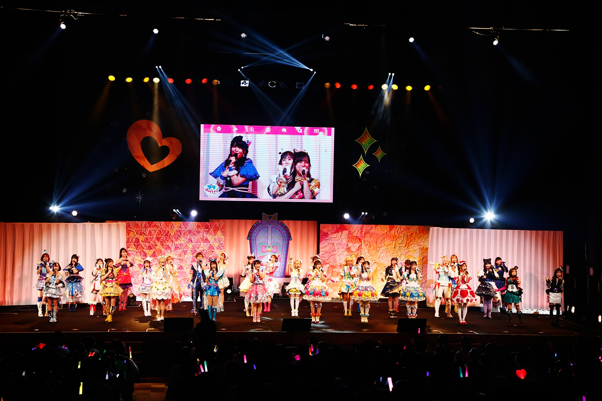 �Ђ݂̃A�C�v�� �L���b�ƃv�����`���� moca